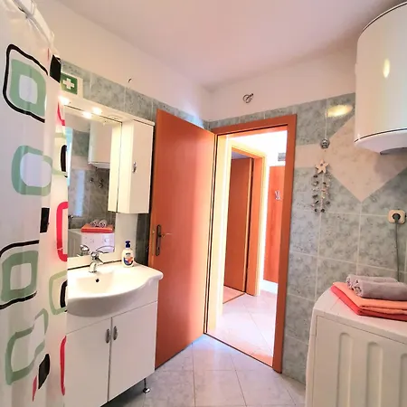 Mara Apartment